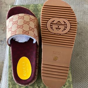 Women’s platform sandals size 36